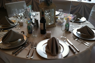 Pinecrest_decorated_for_reception_3-2